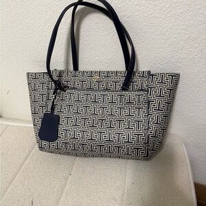 Tory Burch Parker Geo Tote Bag Navy and Ivory